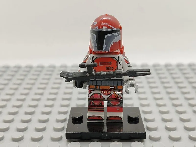 Custom Lego Compatible Mandalorian Red/Grey Minifig