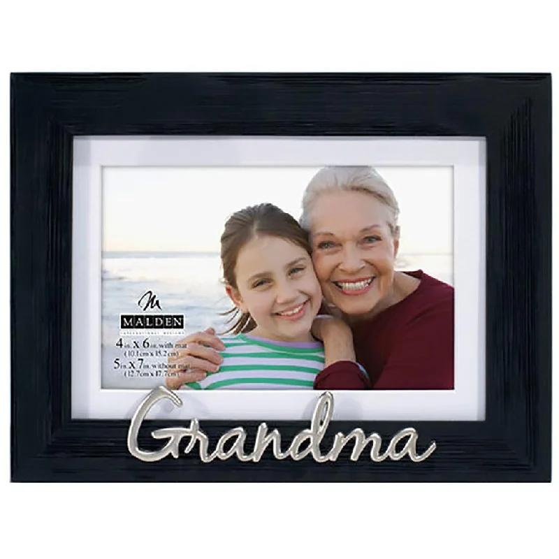 Malden : 4X6/5X7 "Grandma" Frame with Mat